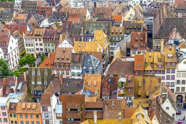 Vue aérienne de Strasbourg vers la vieille ville — Photo