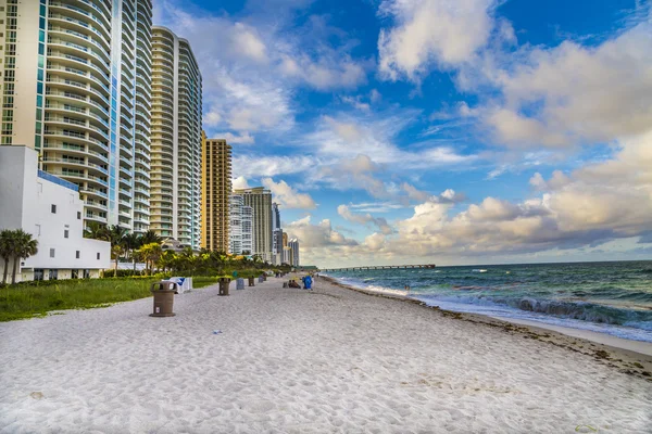 Sunny Isles Beach em Miami, Flórida — Fotografia de Stock