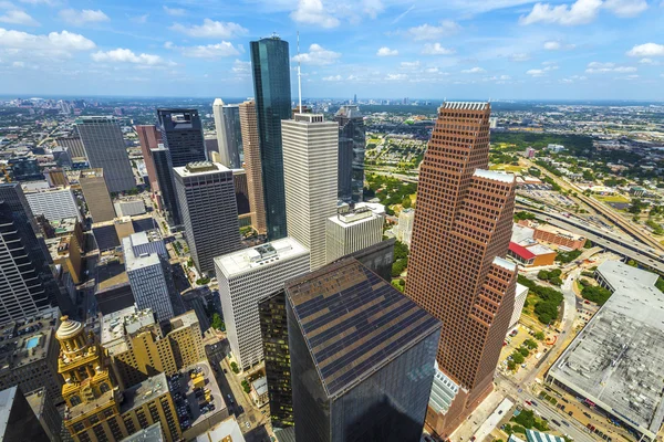Antena de edifícios modernos no centro de Houston — Fotografia de Stock