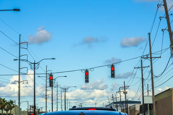 Provozu na pozemních komunikacích v Americe se semafory — Stock fotografie