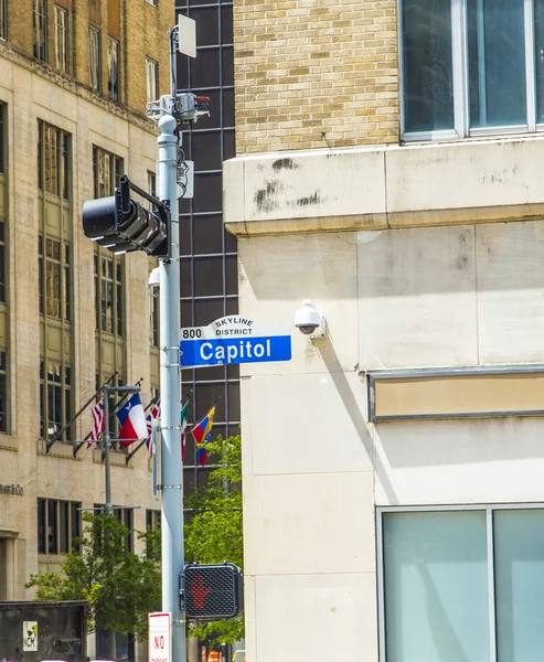 Streetsign capitol street in Skyline district in Houston — Stock Photo, Image