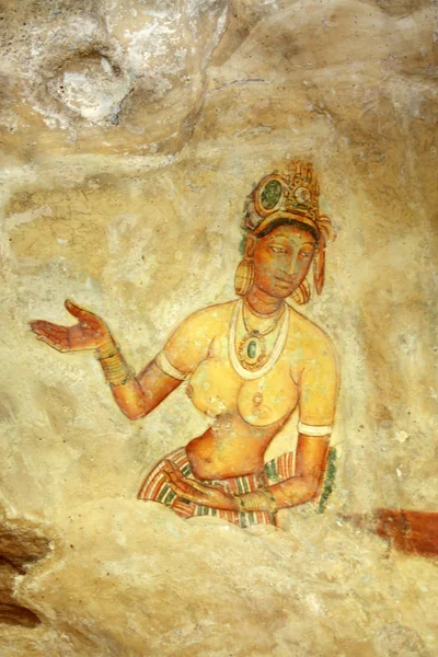 Afrescos mundialmente famosos de senhoras em estilo Sigiriya no palácio o — Fotografia de Stock