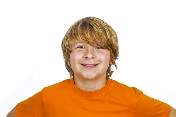 Bonito sorrindo menino no estúdio — Fotografia de Stock