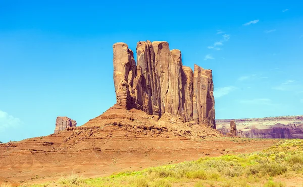 Camel butte is een reus zandsteen formatie in de valle monument — Stockfoto