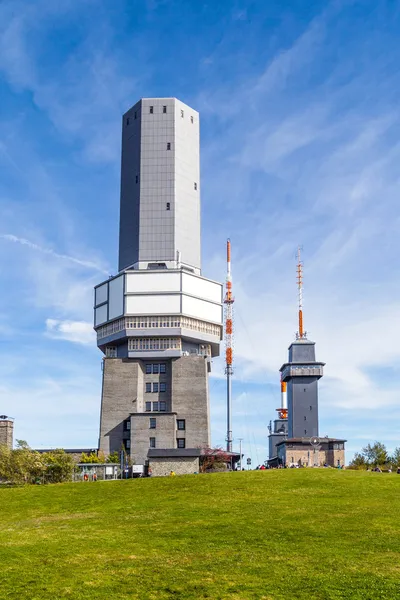 Hora grosser feldberg, nejvyšší vrchol německé taunus mounta — Stock fotografie