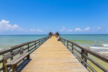 naples beach golf Meksika, florida iskelede öğle vakti