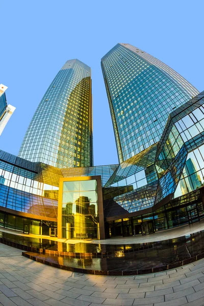 Perspective of twin towers Deutsche Bank I and II — Stock Photo, Image
