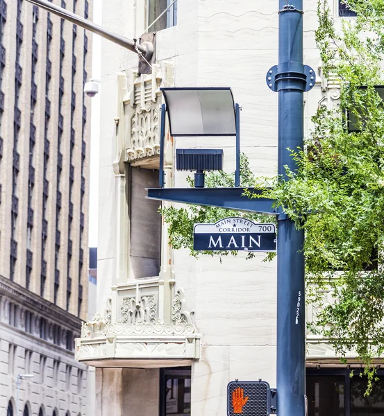 Sinal de rua Main Street no centro de Houston — Fotografia de Stock