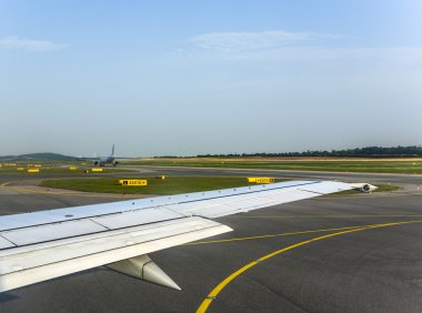 Pekala sembolü mimik el