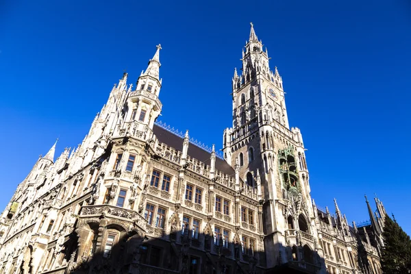 Glockenspiel on the Munich city hall — Stock Photo, Image