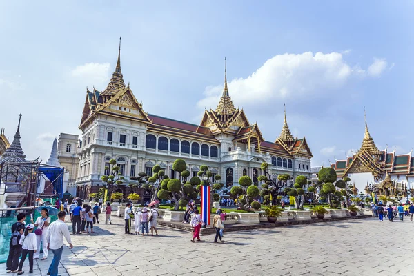 Chakri Maha Prasat i det store palasset i Bangkok – stockfoto