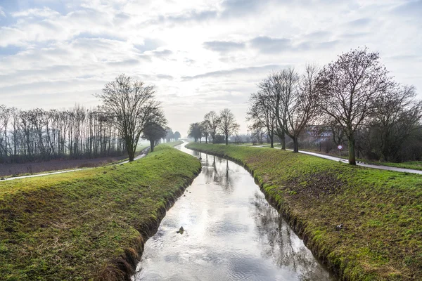 Floden weschnitz nära lorsch — Stockfoto