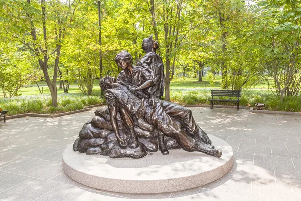 Estatuas conmemorativas de la guerra de Vietnam Women Nurse — Foto de Stock