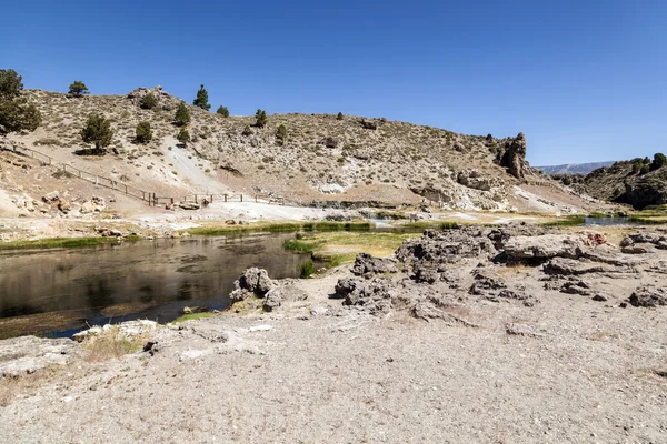 Hot springs miejscu geologiczny gorący creek — Zdjęcie stockowe