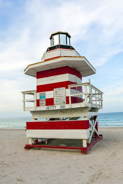 Lifeguards outpost tower in South Beach, Miami — Stock Photo, Image