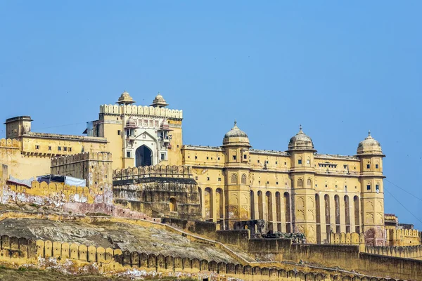 Berühmtes Wahrzeichen von Rajasthan - Bernstein-Festung, Rajasthan, Indien — Stockfoto