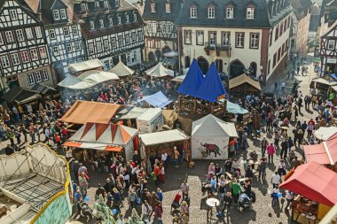 people enjoy the 24th Barbarossamarkt festival  clipart