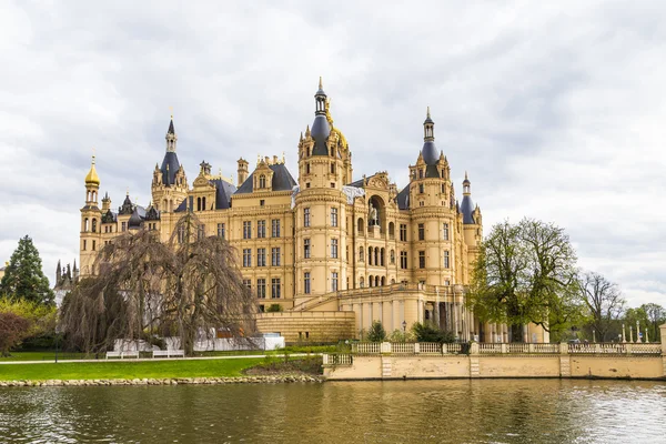 Famoso castelo de schwerin, Alemanha — Fotografia de Stock