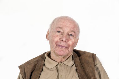 yaşlı adam emekli oldu.