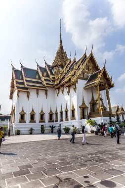 insanlar phra tinang aporn phimok prasat Kasrı gr ziyaret edin.