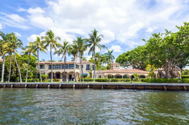 fort Lauderdale kanaldan güzel evler göster