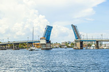 fort Lauderdale'de asma köprü aç