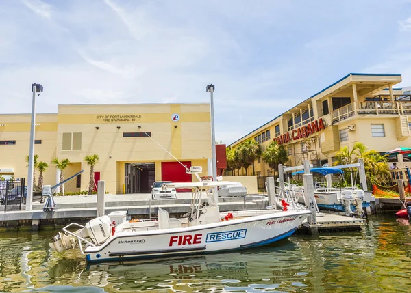 Boats at waterfront side in Fort lauderdale — Stock Photo, Image