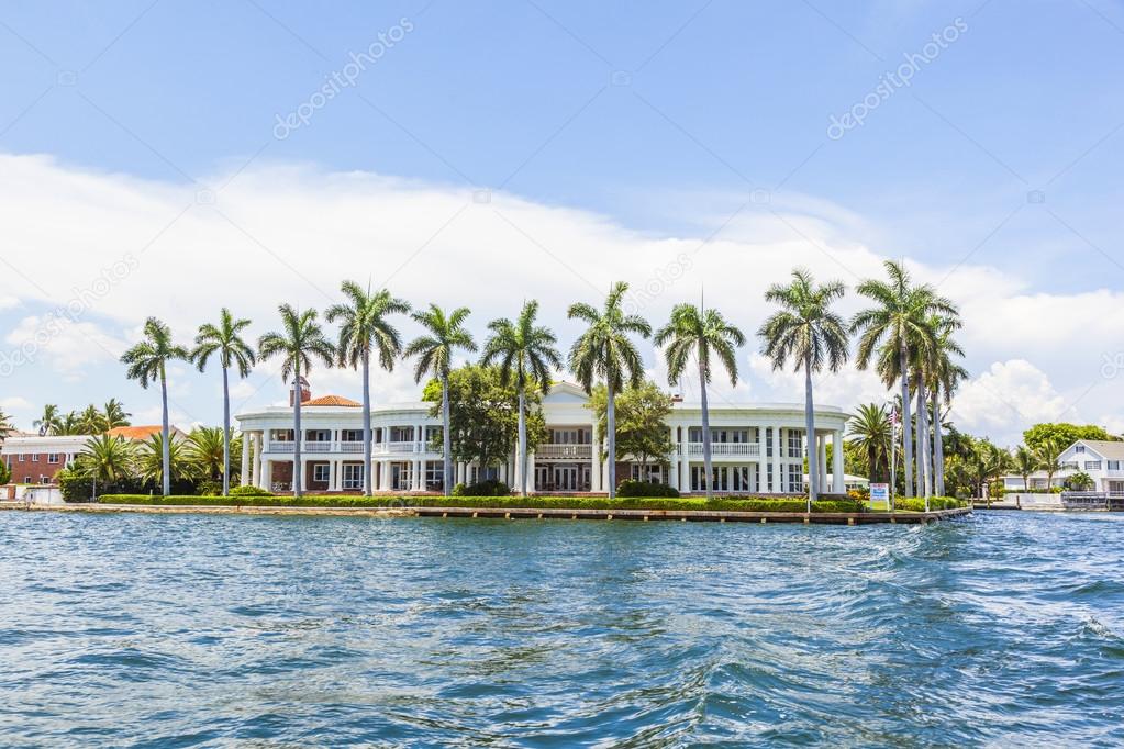 View to beautiful houses from the canal in Fort Lauderdale Stock Photo