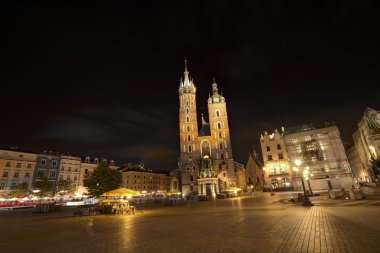 St mary's Gotik Kilisesi (mariacki) Krakow