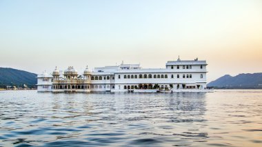 Göl Sarayı udaipur rajasthan