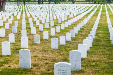 mezar taşları üzerinde arlington Ulusal Mezarlığı