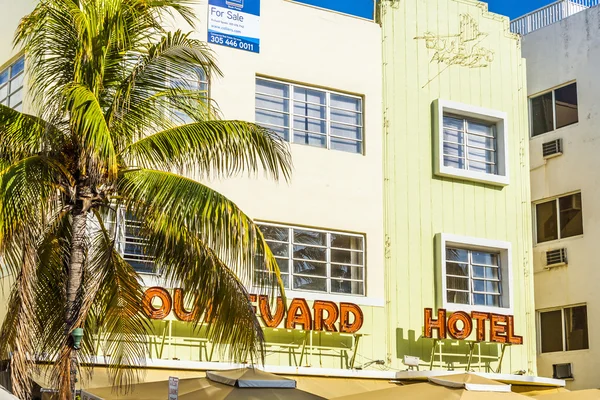 Boulevard hotel op ocean drive — Stockfoto