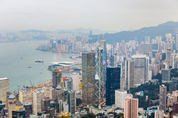 Skyline panorámico de la ciudad de Hong Kong desde el pico — Foto de Stock