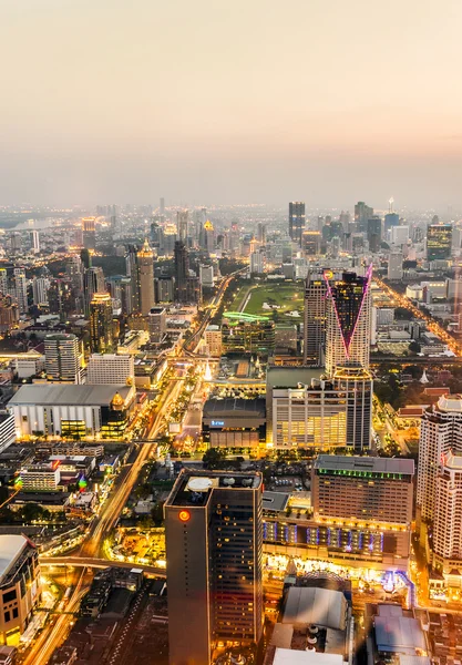 Zobacz panoramę Bangkoku w godzinach wieczornych — Zdjęcie stockowe