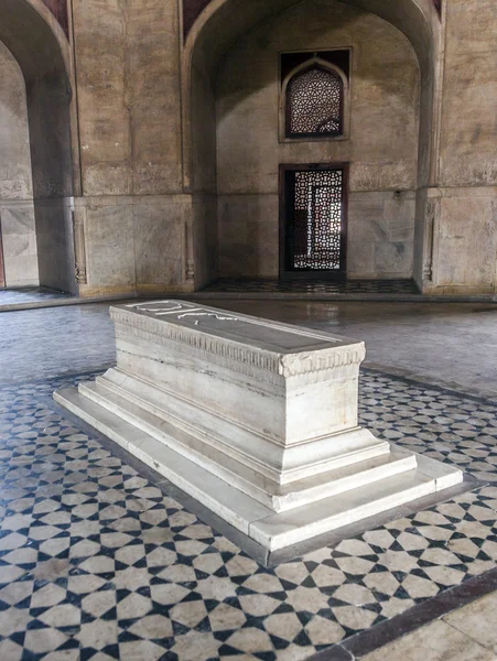 Гробница Хумаюна в Дели — стоковое фото