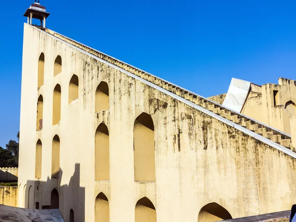 Astronomisch instrument op jantar mantar observatorium — Stockfoto