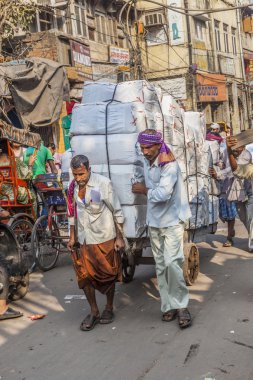 dolaşmak rickshaws, sokaklarda kargo yük