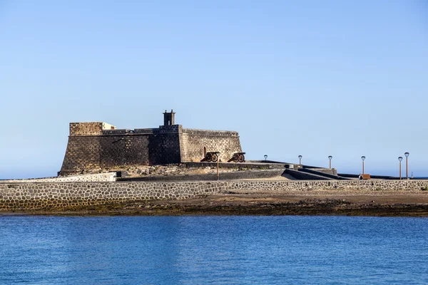 Castle Castillo de San Gabriel in Arrecife, Lanzarote, Canary Is — стоковое фото