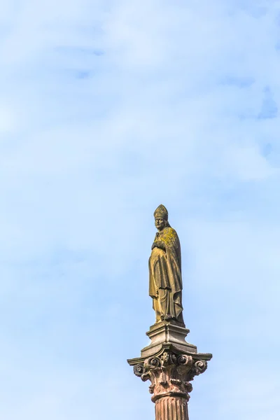 Staty av biskop i freiburg — Stockfoto