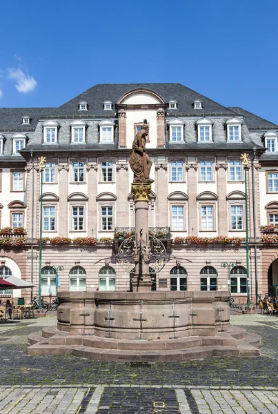 Herkules brunnen heidelberg, deutschland — Stockfoto