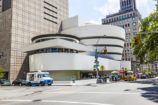 Facade of the Guggenheim Museum — Stock Photo, Image