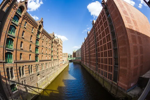 Speicherstadt (περιοχή με τις αποθήκες) στο Αμβούργο, Γερμανία — Φωτογραφία Αρχείου