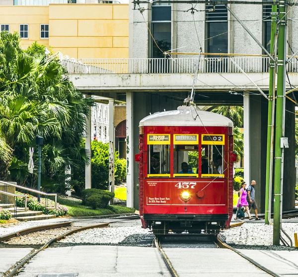 Riverfront streetcar in New Orleans — Stock Photo, Image