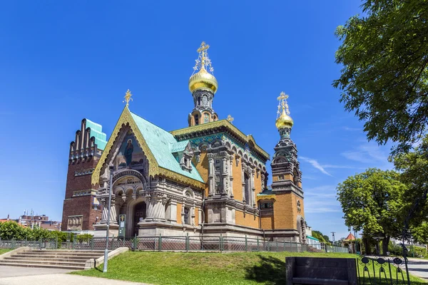 Cerkiew Rosyjska chappel darmstadt pod błękitne niebo — Zdjęcie stockowe