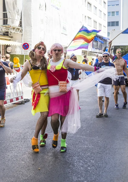 People at christopher street day in Frankfurt — Stock Photo, Image