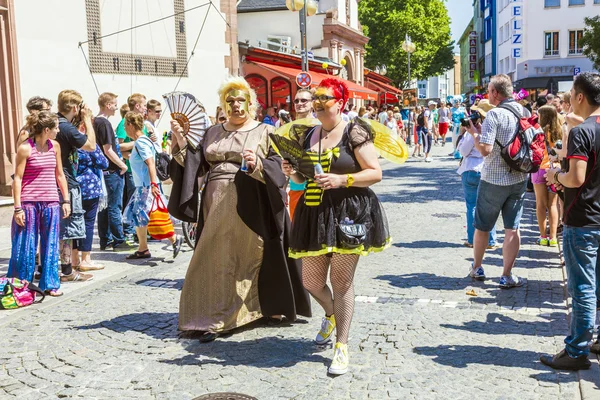 People at christopher street day in Frankfurt — Stock Photo, Image