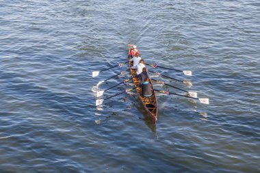 ana nehir tekne takım trenleri