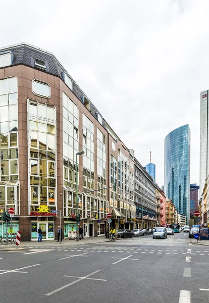 Visa i hjärtat av frankfurt på kaiserstrasse — Stockfoto