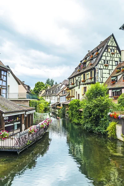 Kanalen i Lilla Venedig i colmar, france — Stockfoto