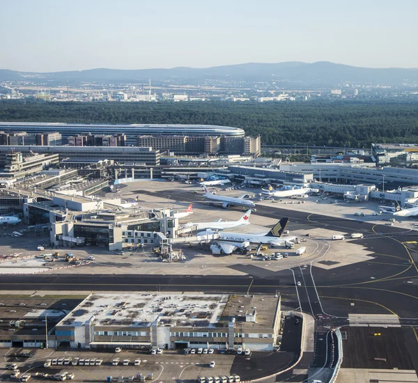 Terminal 1 in sunrise in Frankfurt — Stock Photo, Image